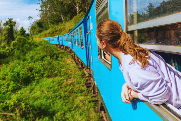 How to Lower Your Carbon Footprint While Traveling: Practical Tips for Eco-Friendly Journeys